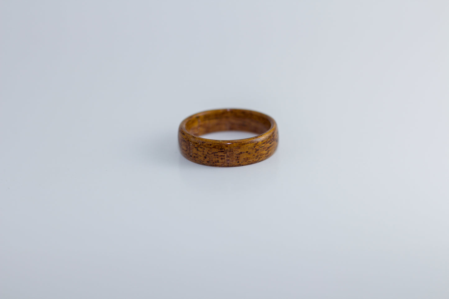 Etimoe Bentwood Ring